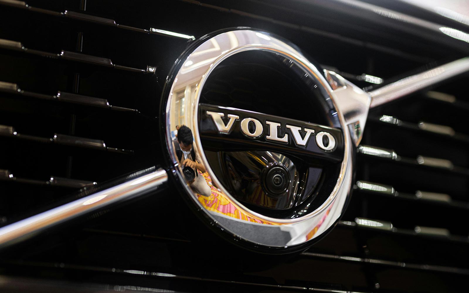 Volvo logo van Volvo in werkplaats